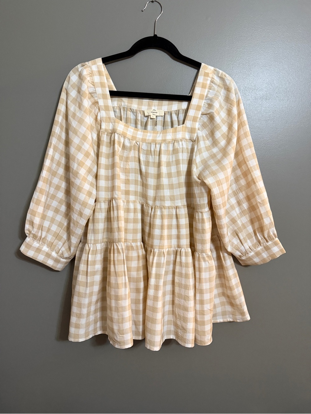 entro Tan and White Gingham Square-Neck Tiered Tunic